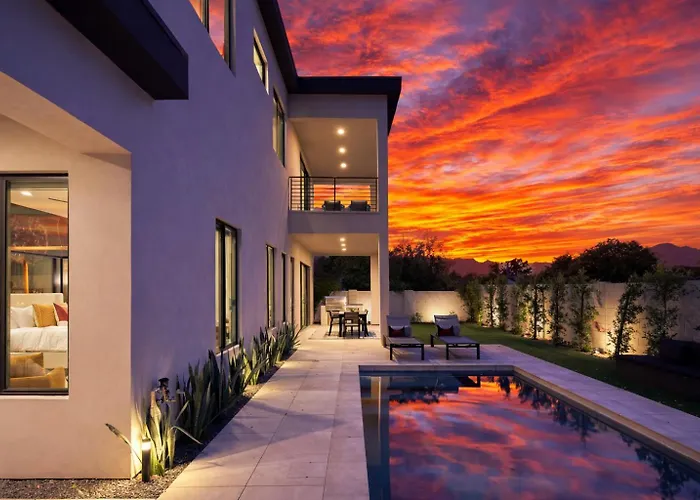 Luxe-boho House-heated Pool-camelback Mountain Holiday home Scottsdale