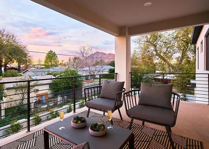 Luxe-boho House-heated Pool-camelback Mountain Holiday home *