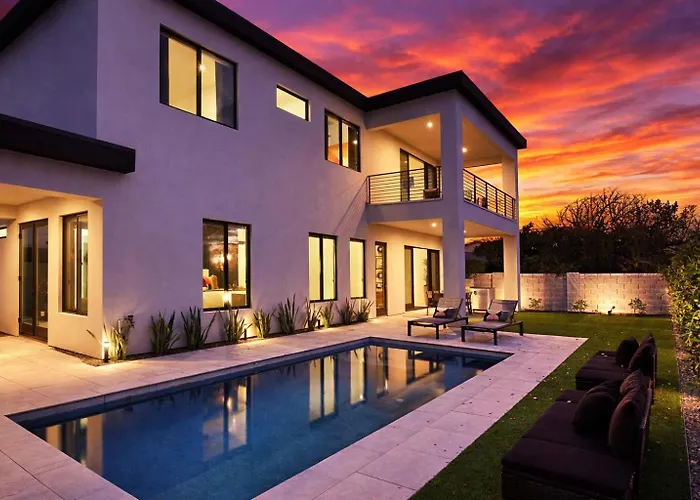 Luxe-boho House-heated Pool-camelback Mountain Holiday home Scottsdale